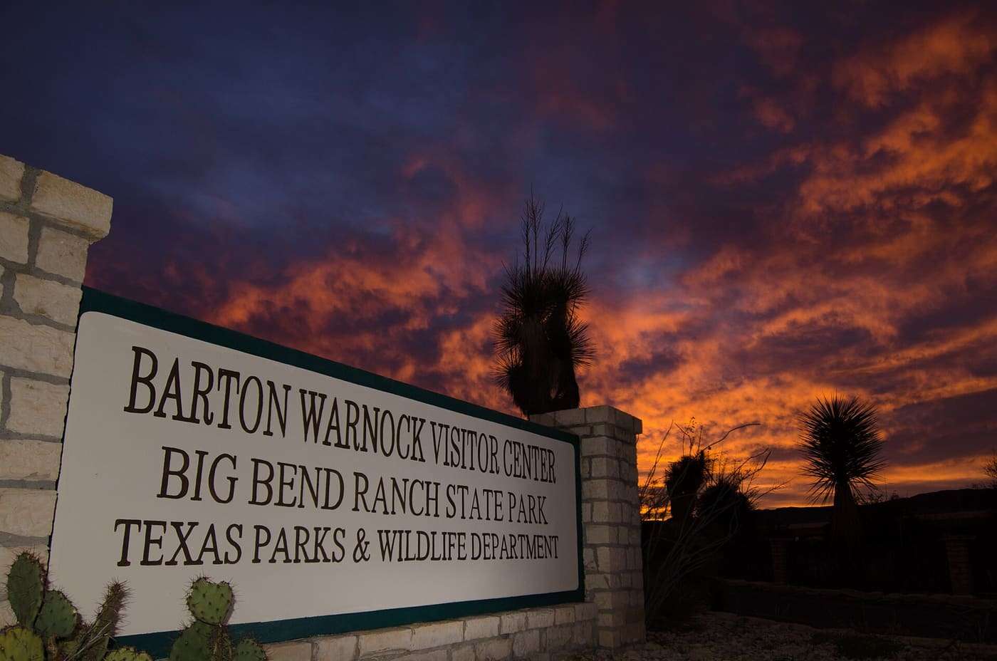 Barton Warnock Visitor Center sign